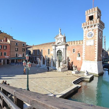 Stunning Apartment In Venezia With Kitchenette Εξωτερικό φωτογραφία