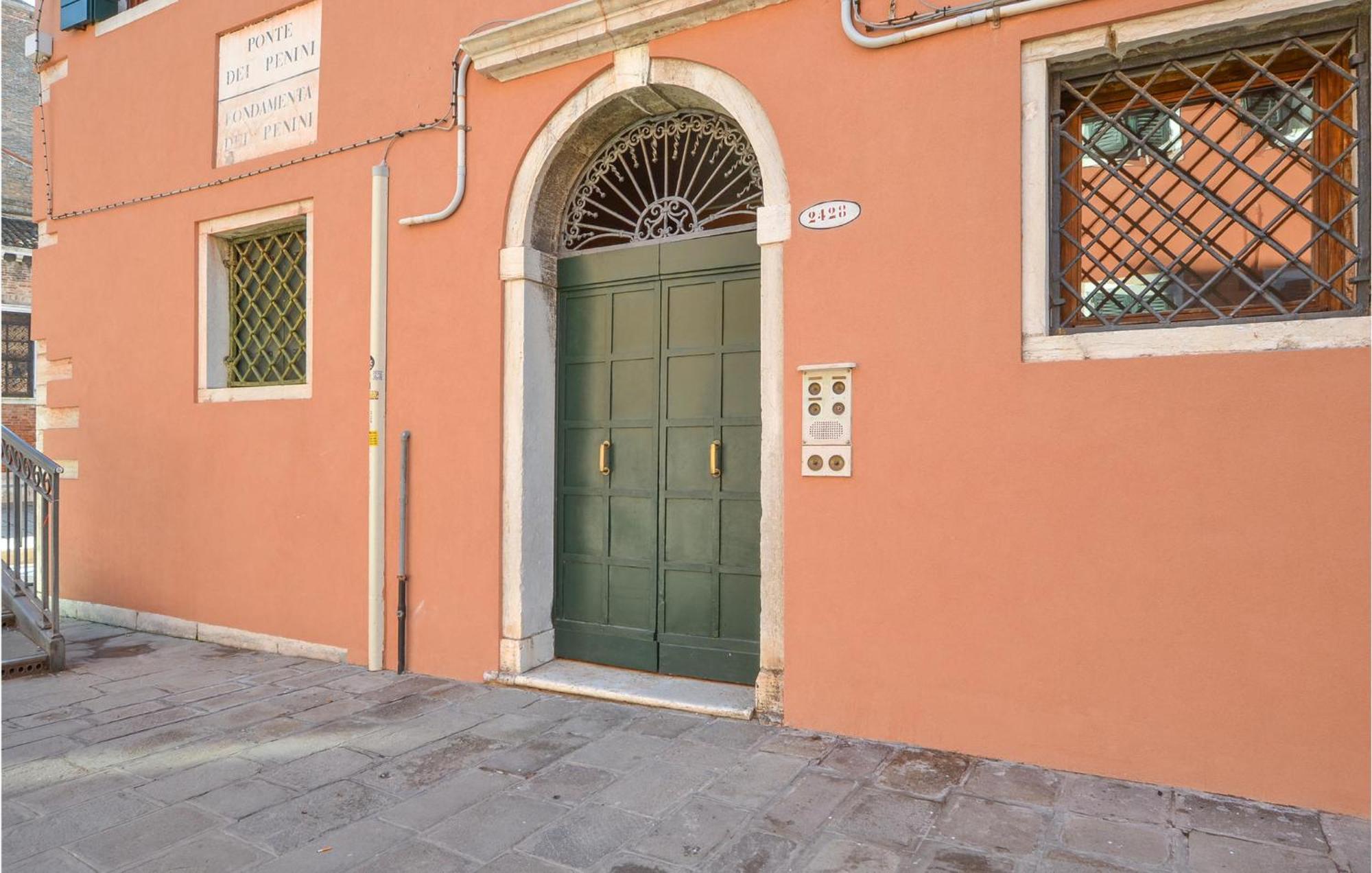Stunning Apartment In Venezia With Kitchenette Εξωτερικό φωτογραφία